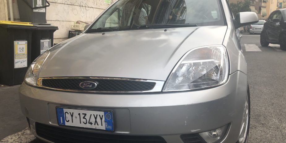 Ford fiesta 5 porte titanium 1.4tdi