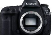 Noleggio Canon EOS 5D Mark IV e/o ottica EF 70-200