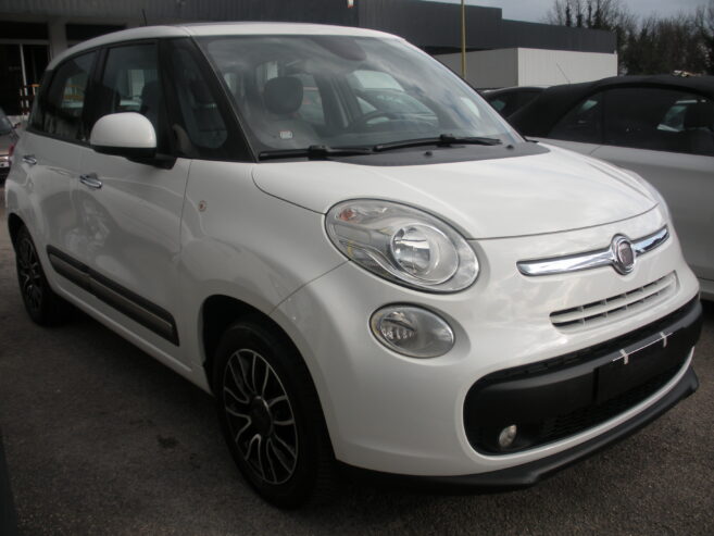 fiat 500l lounge ”neopatentati”