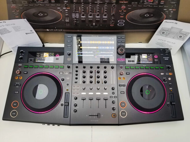 Pioneer DJ OPUS-QUAD e Pioneer XDJ-XZ Sistema DJ