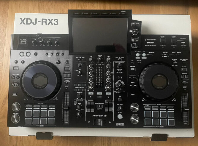 Pioneer DJ OPUS-QUAD e Pioneer XDJ-XZ Sistema DJ