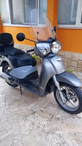 Vendo Scooter Aprilia Scarabeo 250