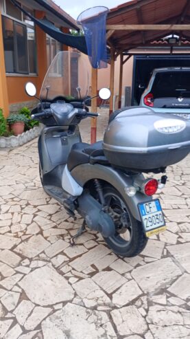 Vendo Scooter Aprilia Scarabeo 250