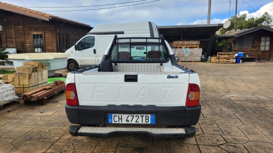 FIAT FIORINO PICK-UP STRADA