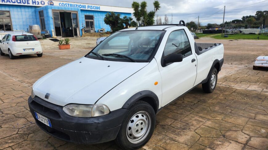 FIAT FIORINO PICK-UP STRADA